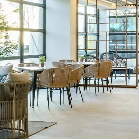 Ilunion Фуэнхирола