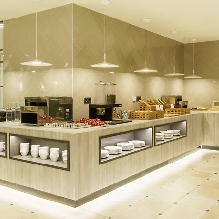 Ilunion ホテル 4*