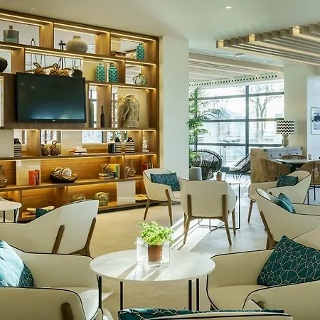 Ilunion Hotel 4*