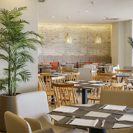 Ilunion فوينخيرولا